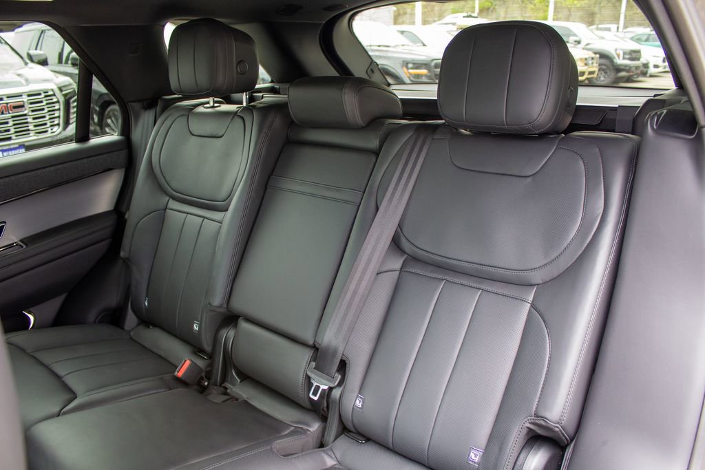 Used 2025 Land Rover Range Rover Sport Dynamic SE AWD/4WD image 22