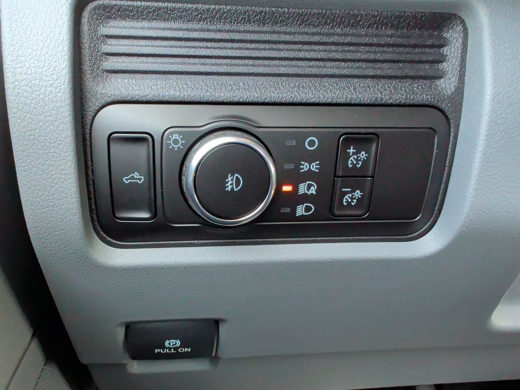 New 2026 Ford F250 XL w/ XL Off-Road Package AWD/4WD image 21