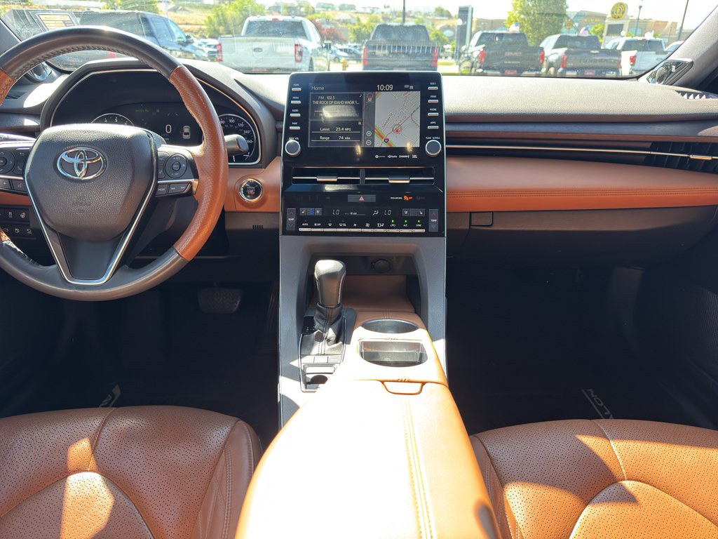 Used 2019 Toyota Avalon Limited w/ Advanced Safety Package FWD image 9