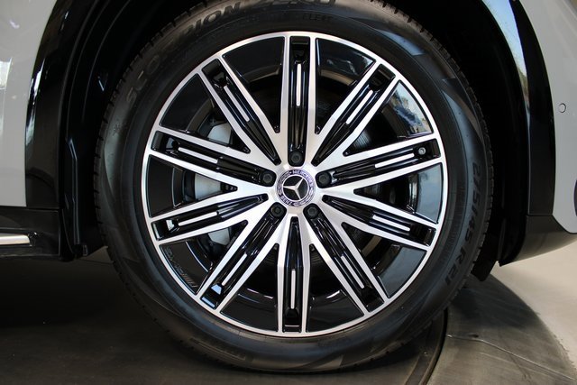 Used 2024 Mercedes-Benz EQS 450+ 4MATIC SUV w/ AMG Line Exterior Package image 38