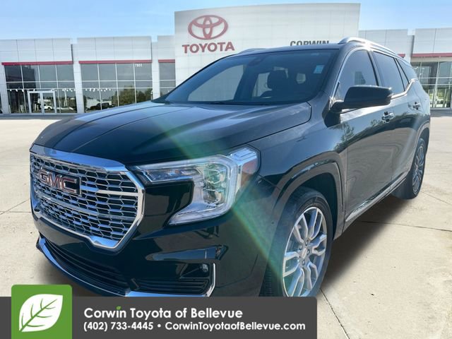 Used 2024 GMC Terrain Denali w/ LPO, Floor Liner Package AWD/4WD image 7