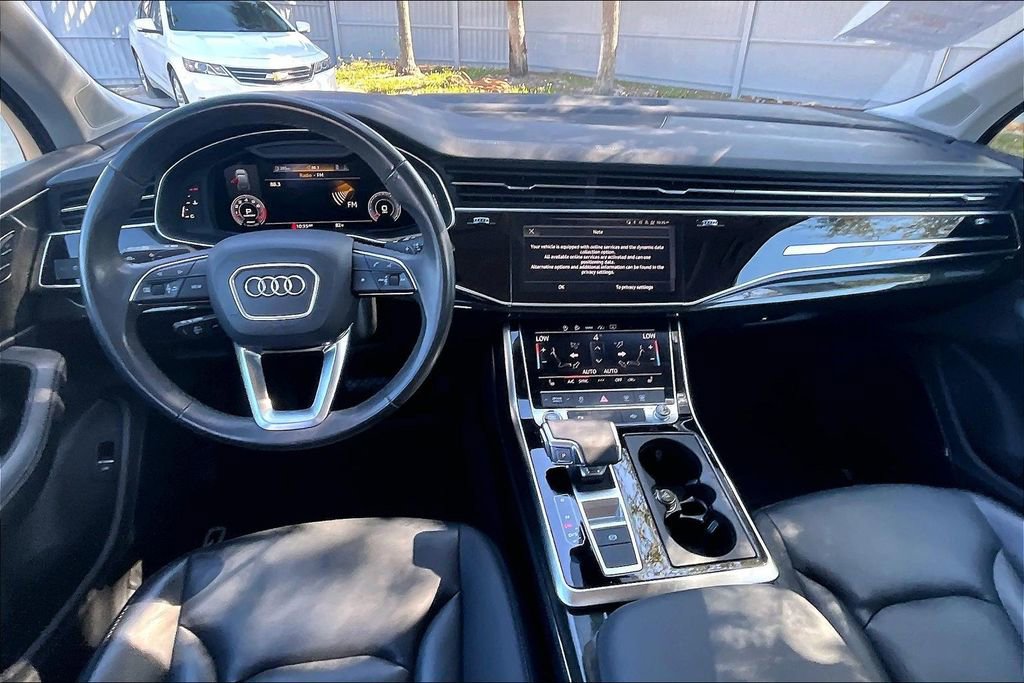 Certified 2023 Audi Q7 3.0T Premium Plus image 3