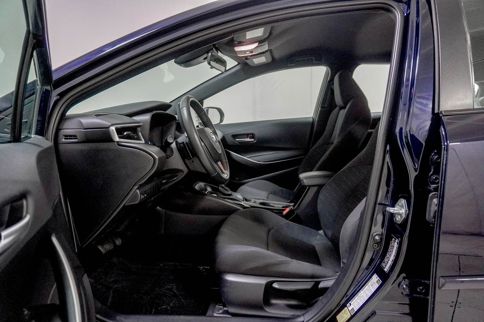 Used 2022 Toyota Corolla SE image 19