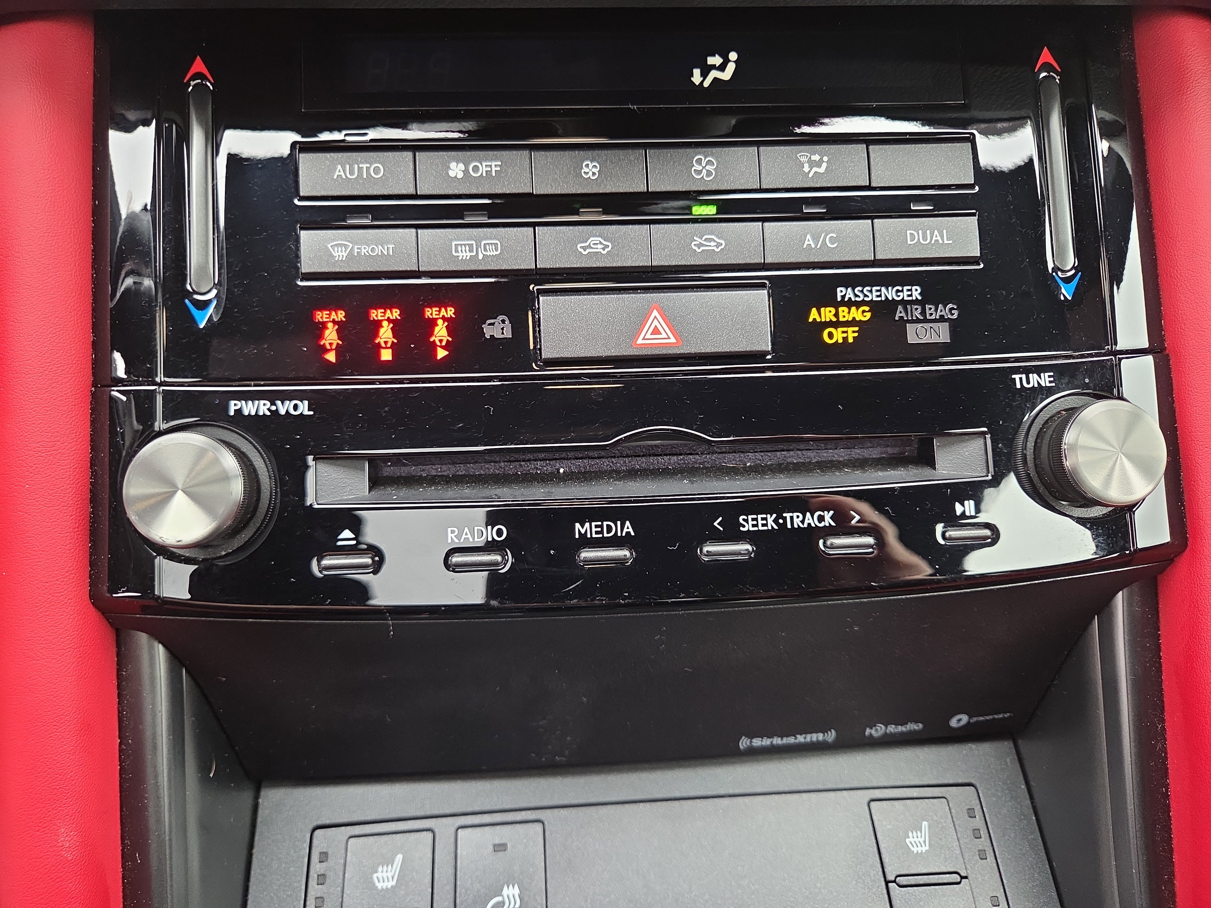 Certified 2025 Lexus IS 350 F Sport image 28