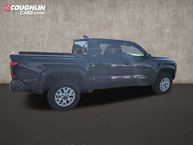 Used 2024 Toyota Tacoma SR5 AWD/4WD image 8