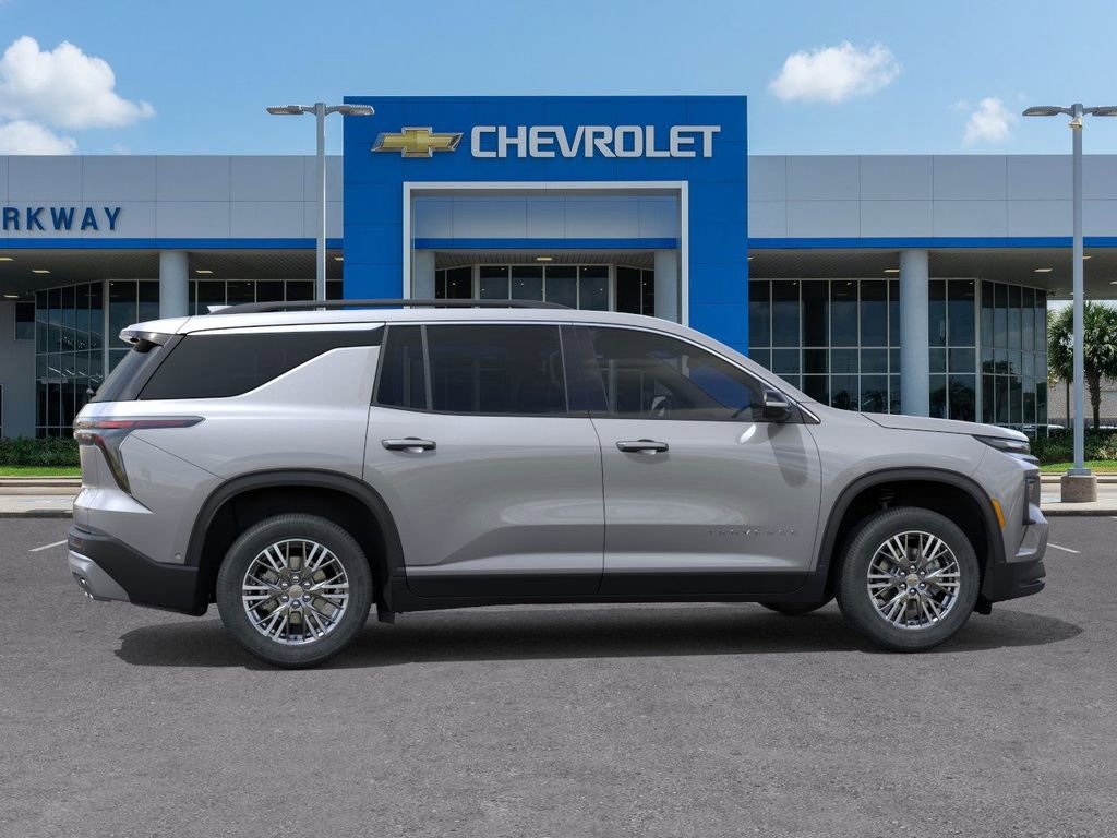 New 2026 Chevrolet Traverse LT w/ Driver Confidence Package FWD image 5