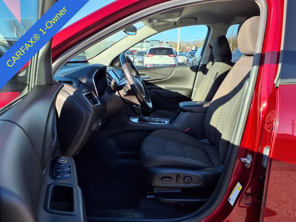 Used 2020 Chevrolet Equinox LT w/ Driver Convenience Package image 18