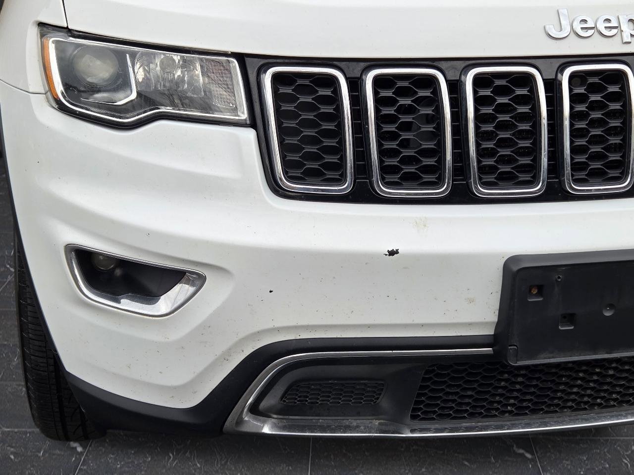 Used 2018 Jeep Grand Cherokee Limited AWD/4WD image 30