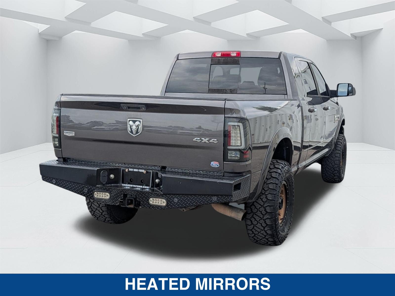 Used 2015 RAM 3500 Laramie w/ Convenience Group AWD/4WD image 5