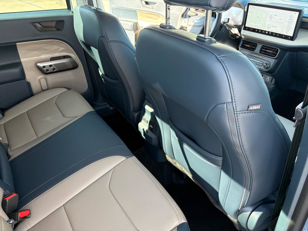 New 2025 Ford Maverick Lariat w/ 4K Tow Package image 43