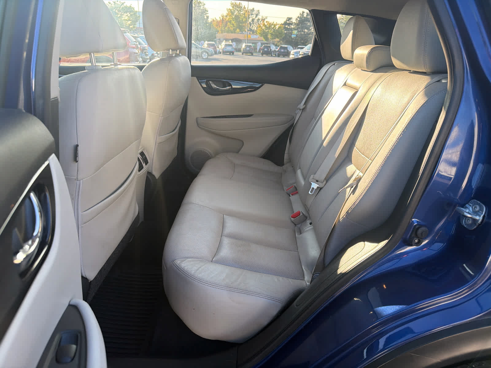 Used 2018 Nissan Rogue Sport SL w/ SL Premium Package AWD/4WD image 30