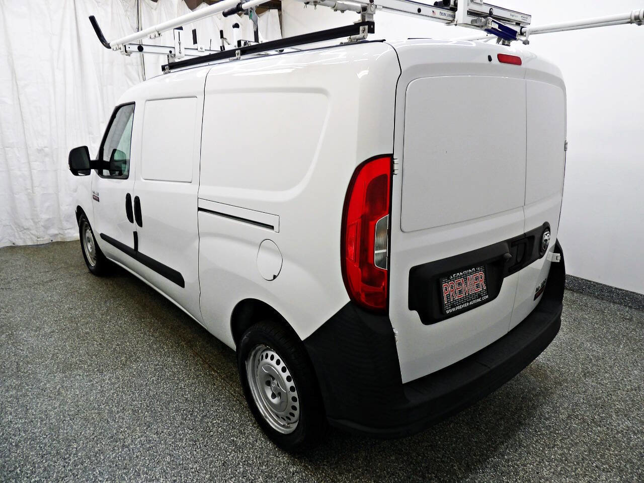Used 2019 RAM ProMaster City Tradesman FWD image 4