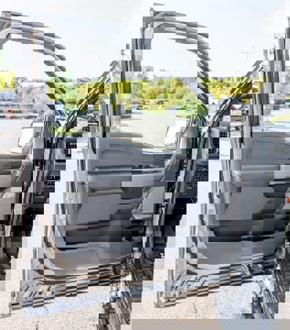 New 2025 Ford F150 Lightning Lariat image 31