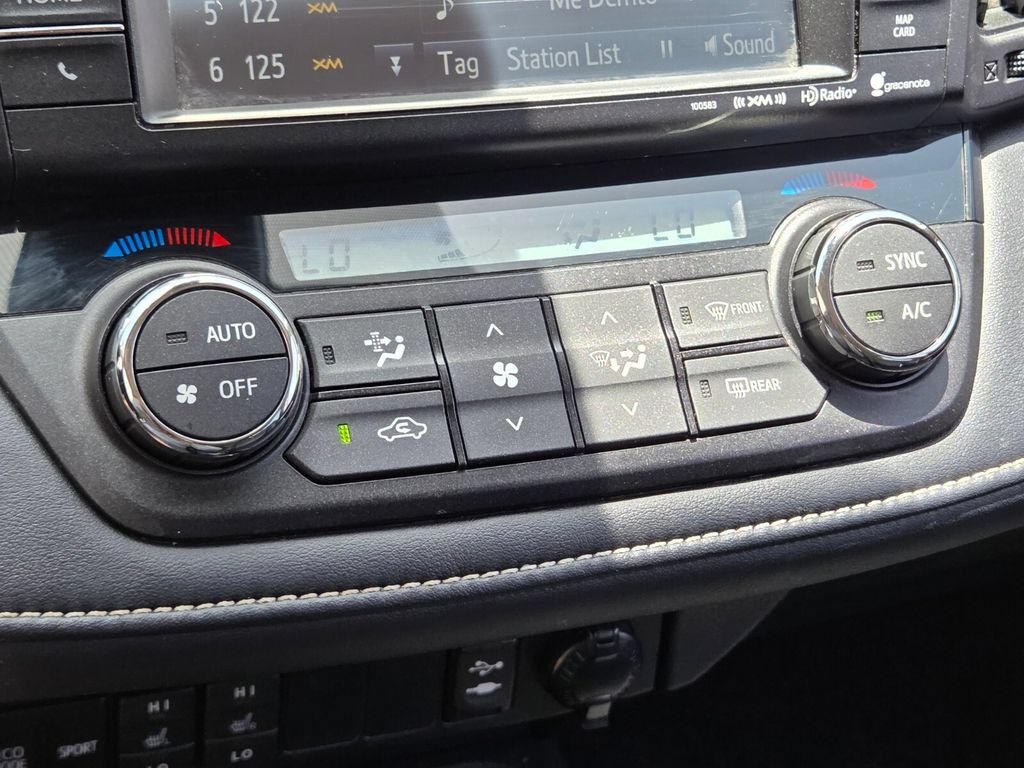 Used 2017 Toyota RAV4 Limited FWD image 28