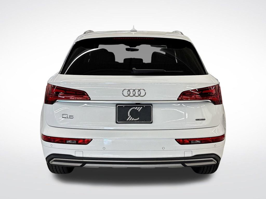 Certified 2023 Audi Q5 2.0T Premium w/ Convenience Package image 4