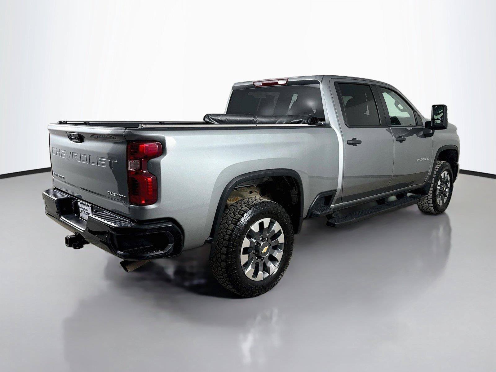 Used 2024 Chevrolet Silverado 2500 Custom w/ Custom Value Package AWD/4WD image 12
