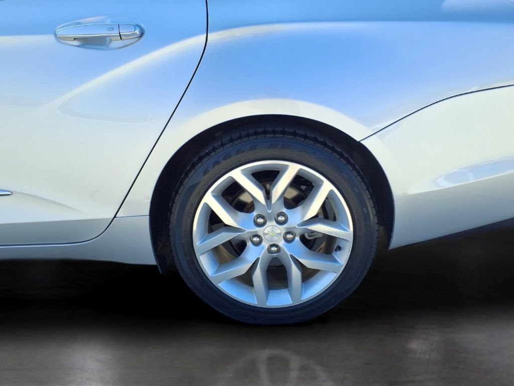 Used 2016 Chevrolet Impala LTZ FWD image 24