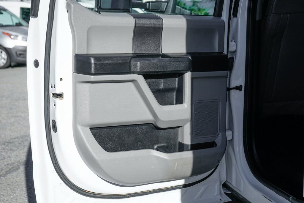 Used 2020 Ford F550 2WD Crew Cab Super Duty image 33