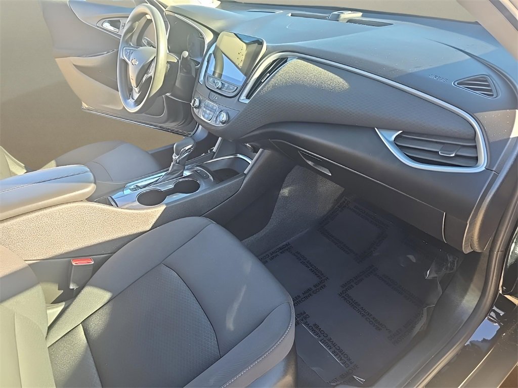 Used 2023 Chevrolet Malibu LT w/ Driver Confidence Package image 19
