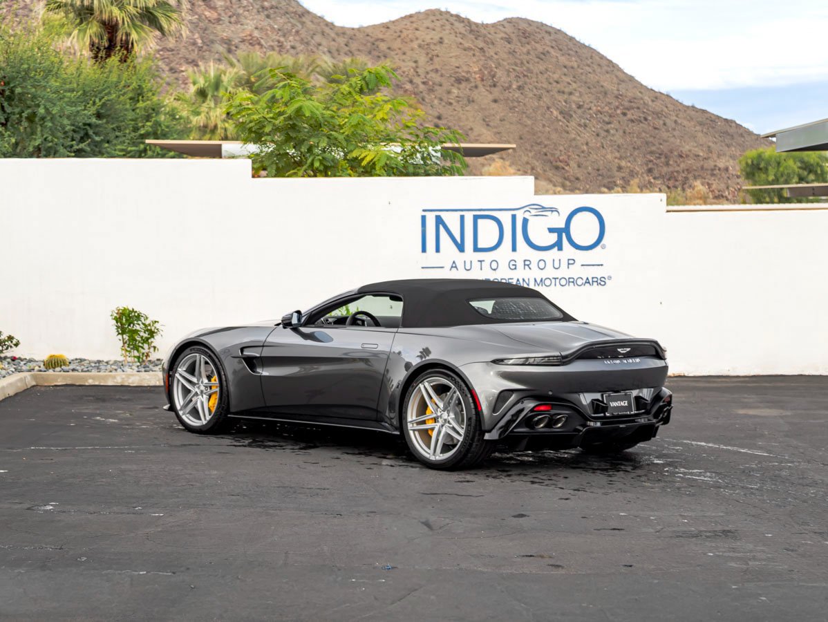 Used 2026 Aston Martin V8 Vantage Convertible RWD image 11