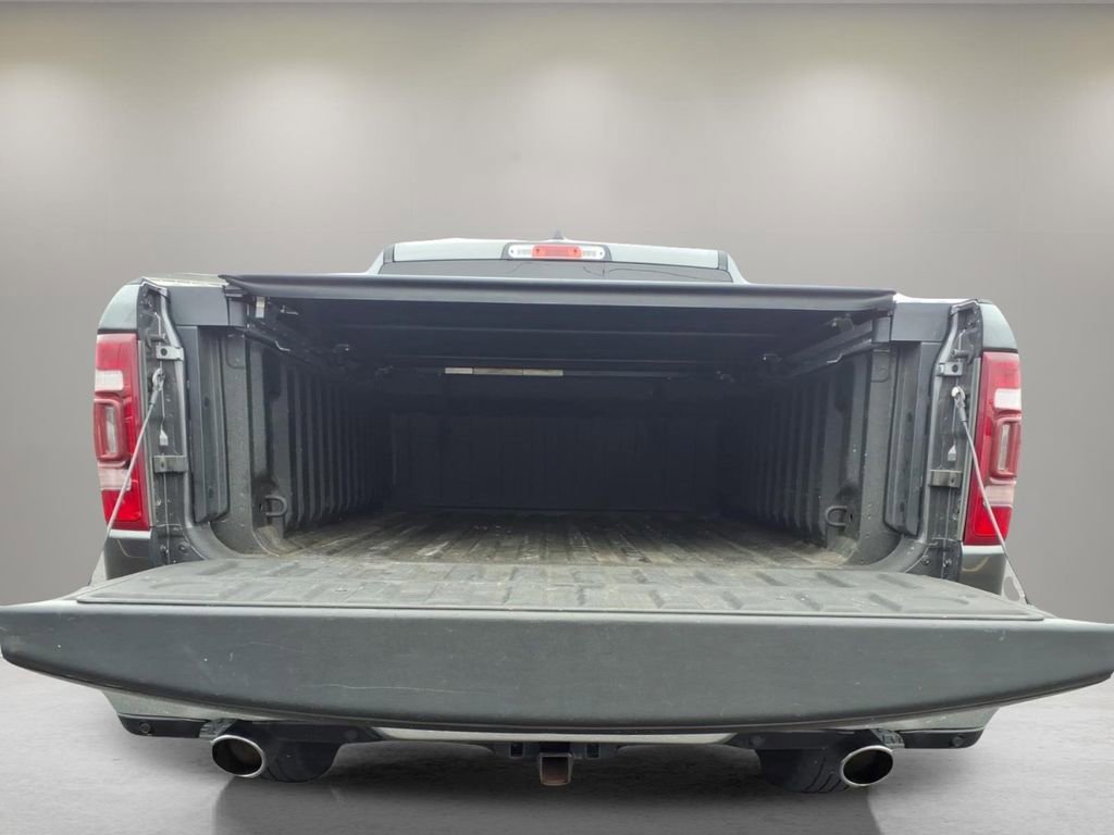 Used 2022 RAM 1500 Laramie AWD/4WD image 4