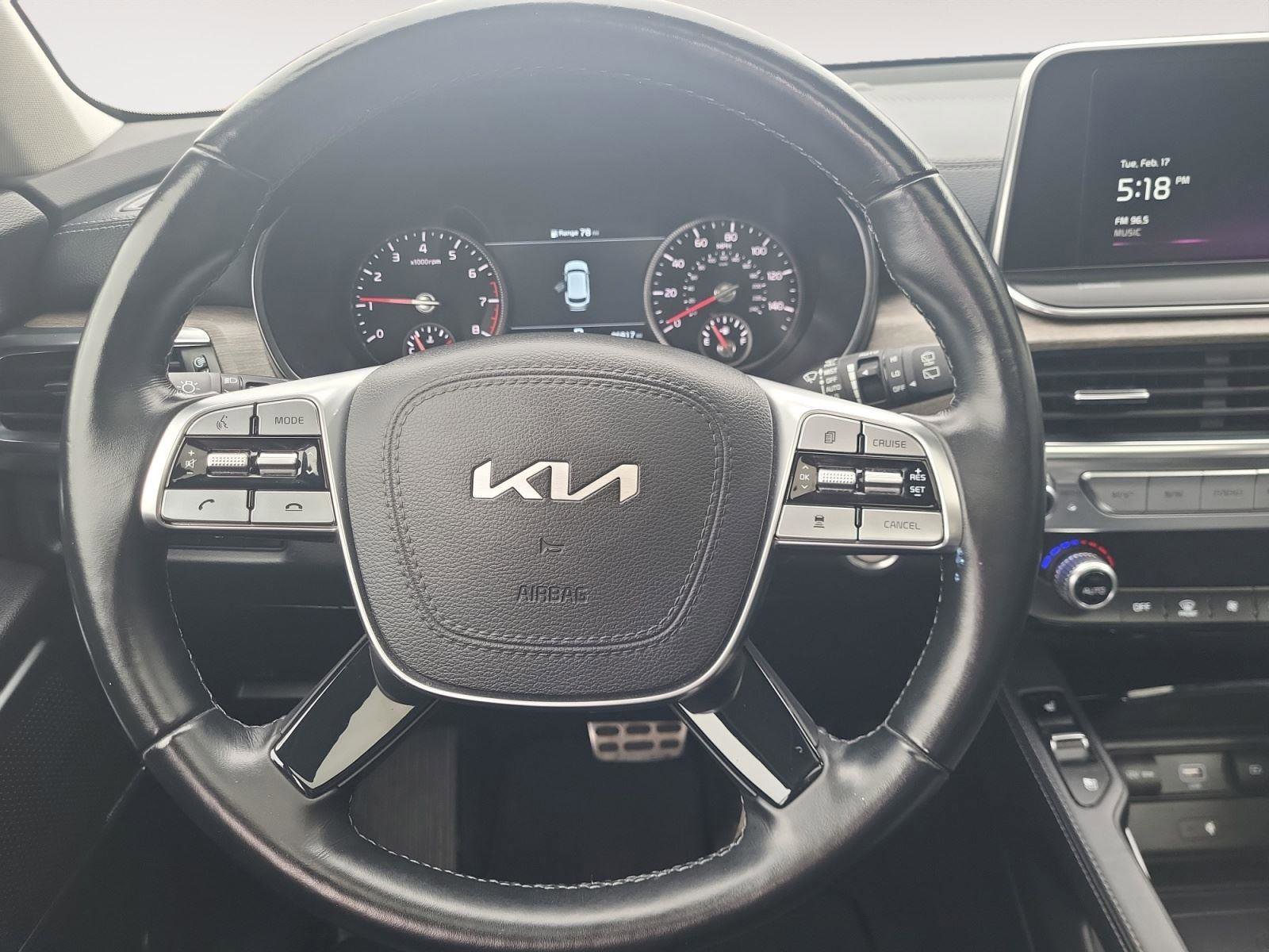 Used 2022 Kia Telluride SX image 16