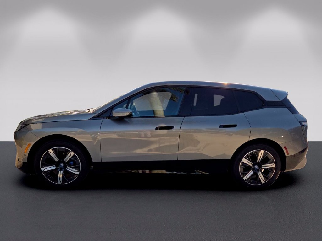 Certified 2024 BMW iX xDrive50 w/ Sport Package AWD/4WD image 7