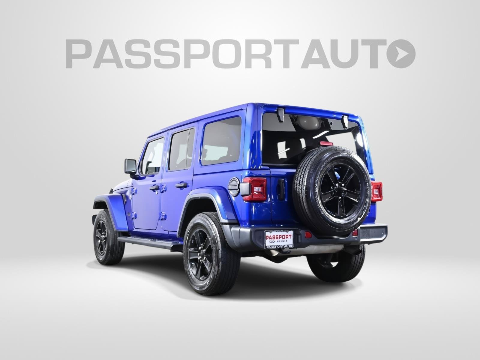 Used 2020 Jeep Wrangler Unlimited Sahara AWD/4WD image 4