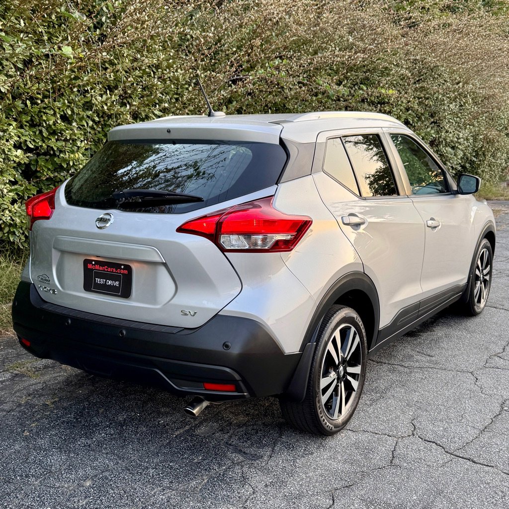 Used 2020 Nissan Kicks SV w/ Exterior Package image 3