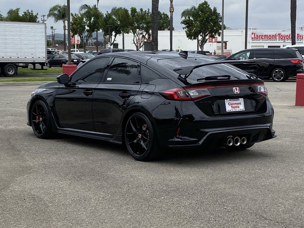 Used 2025 Honda Civic Type R image 39