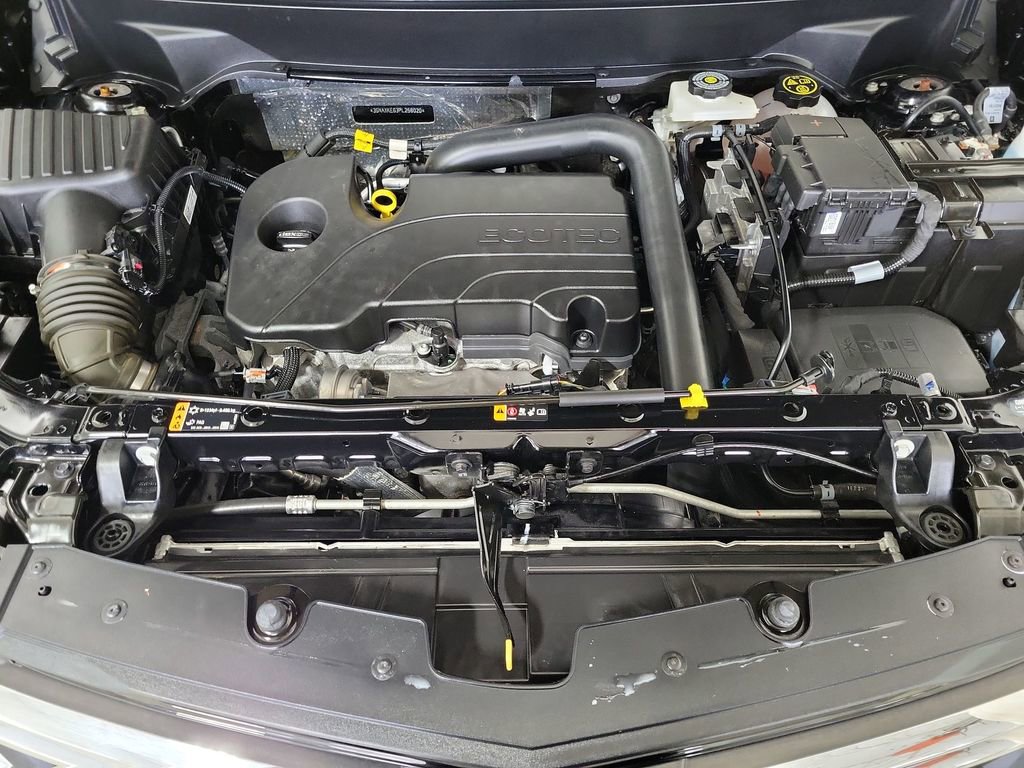 Used 2023 Chevrolet Equinox LT FWD image 22