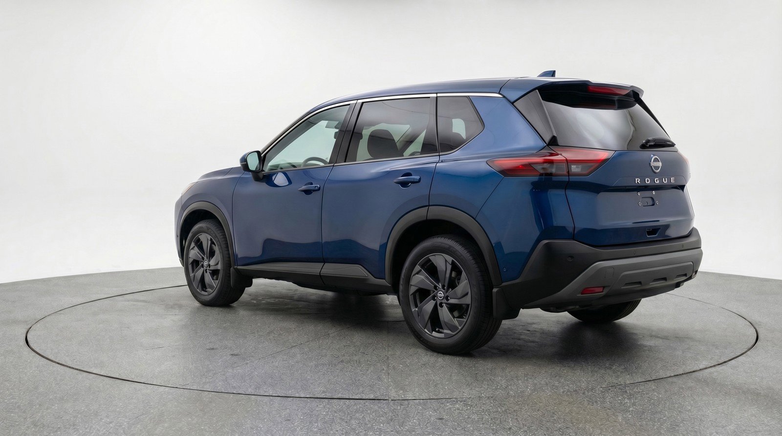 Used 2025 Nissan Rogue SV image 6