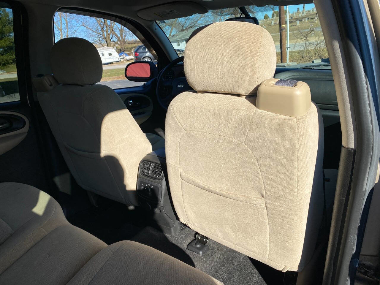 Used 2005 Chevrolet TrailBlazer LS w/ LS Preferred Equipment Group image 26