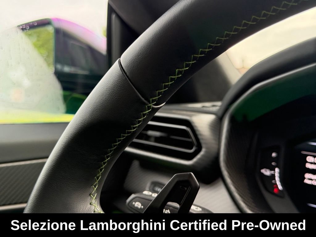 Used 2025 Lamborghini Urus SE AWD/4WD image 41
