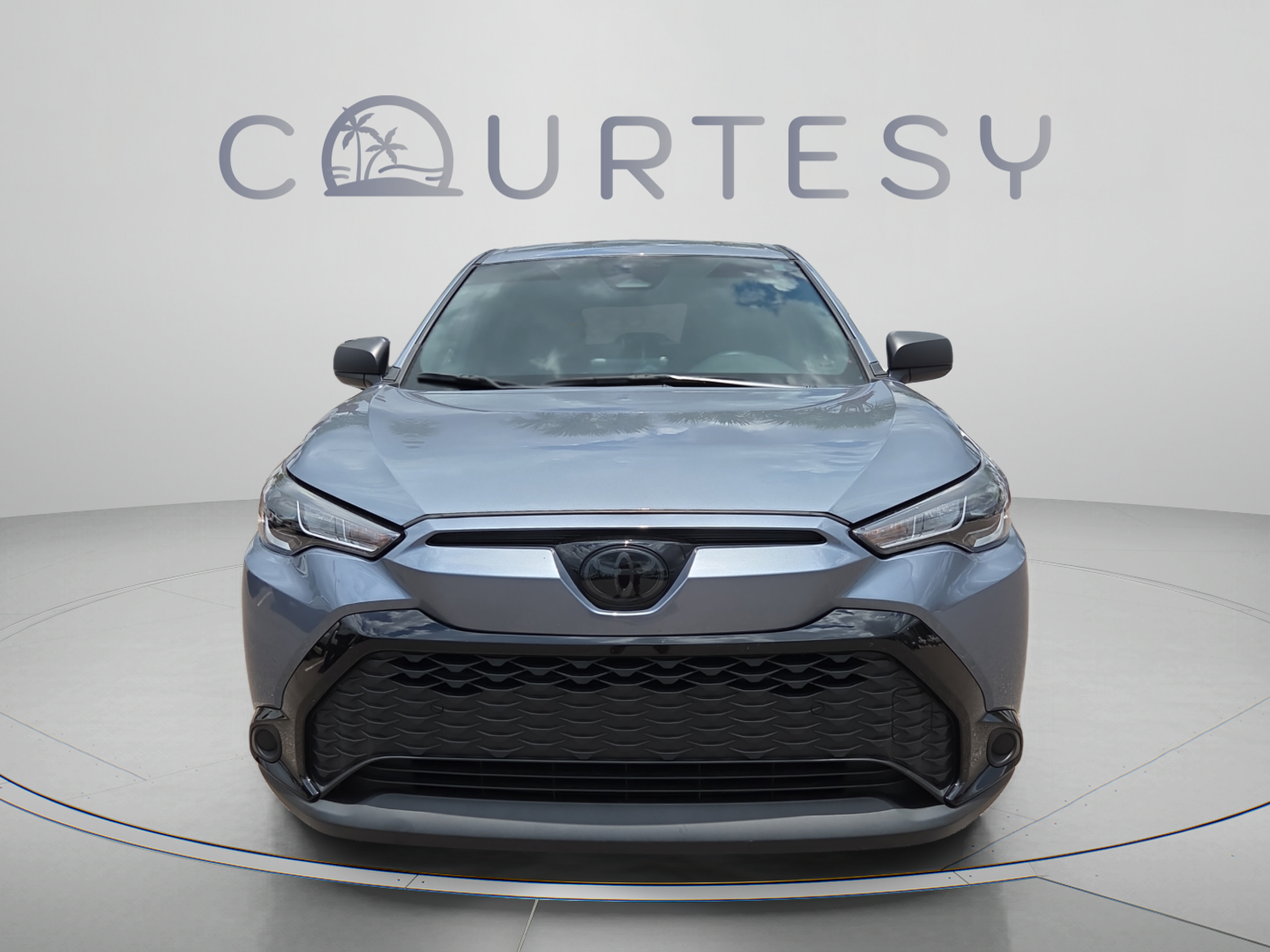 Used 2024 Toyota Corolla Cross AWD Hybrid image 8