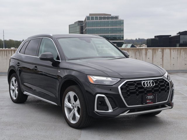 Certified 2023 Audi Q5 2.0T Premium Plus w/ Premium Plus Package AWD/4WD image 3