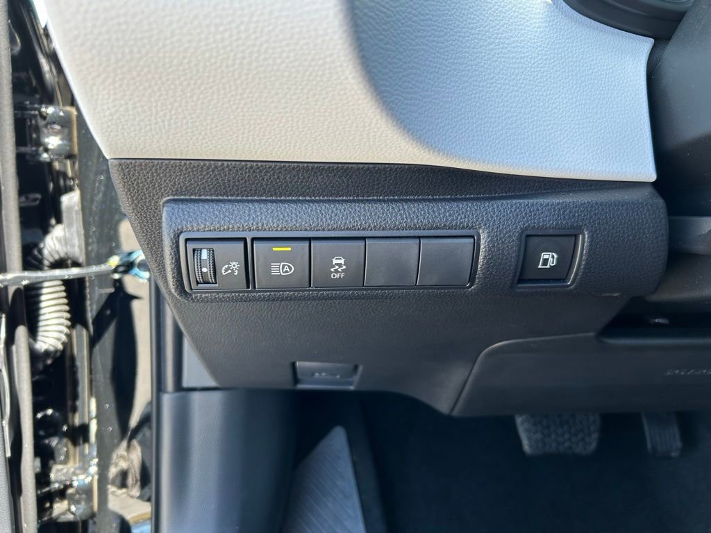 Used 2026 Toyota Corolla SE FWD image 20