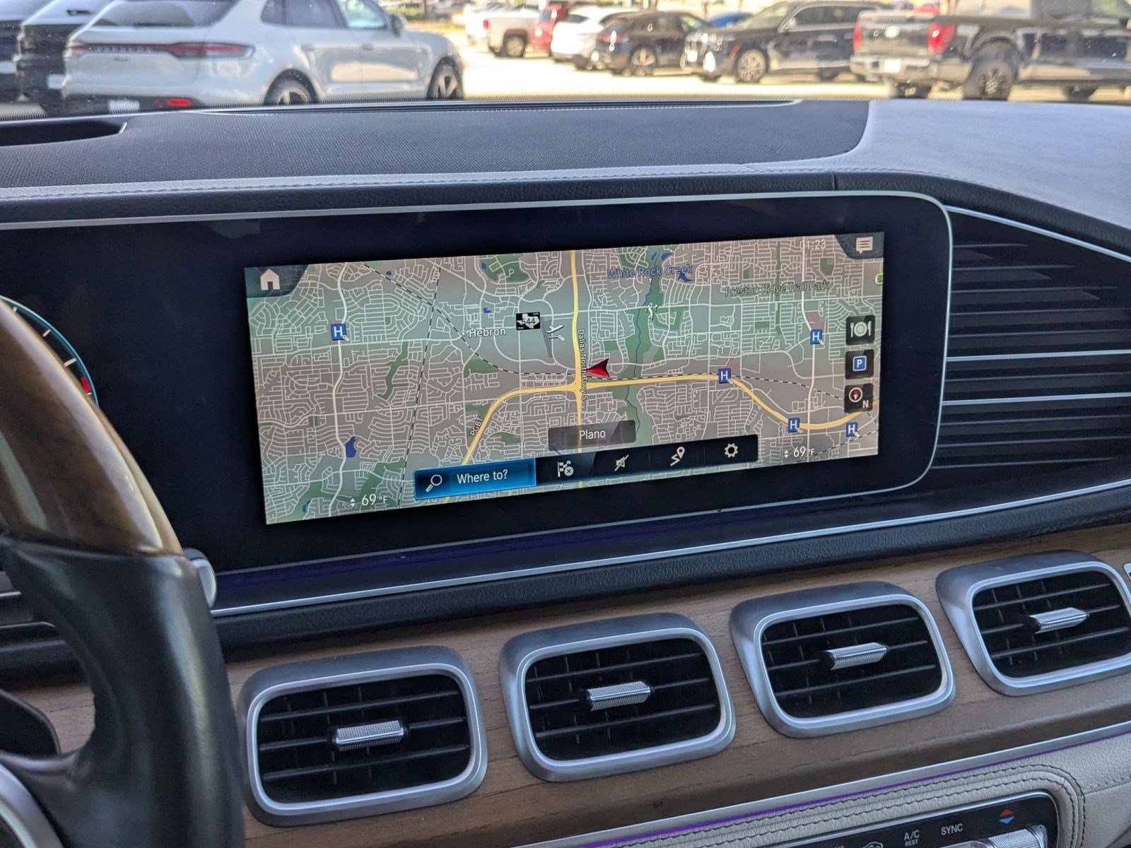 Used 2022 Mercedes-Benz GLS 450 4MATIC image 17