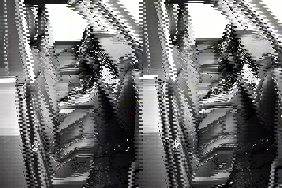 Used 2019 Audi Q8 Premium w/ Convenience Package image 45