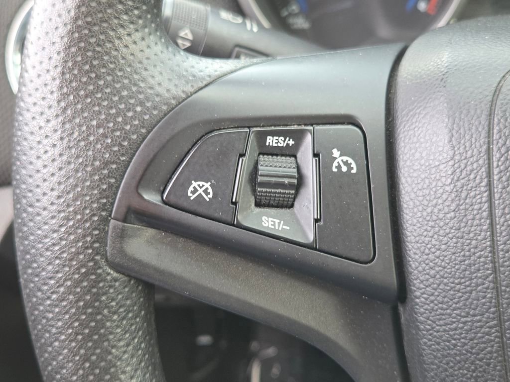 Used 2016 Chevrolet Cruze LT FWD image 14