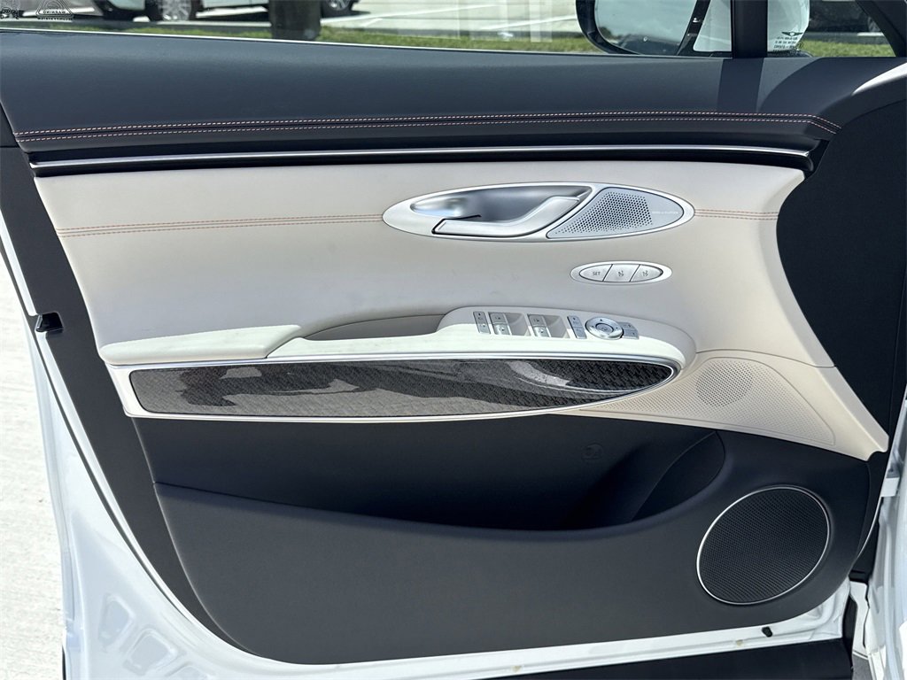 New 2026 Genesis GV70 3.5T Sport Prestige image 9