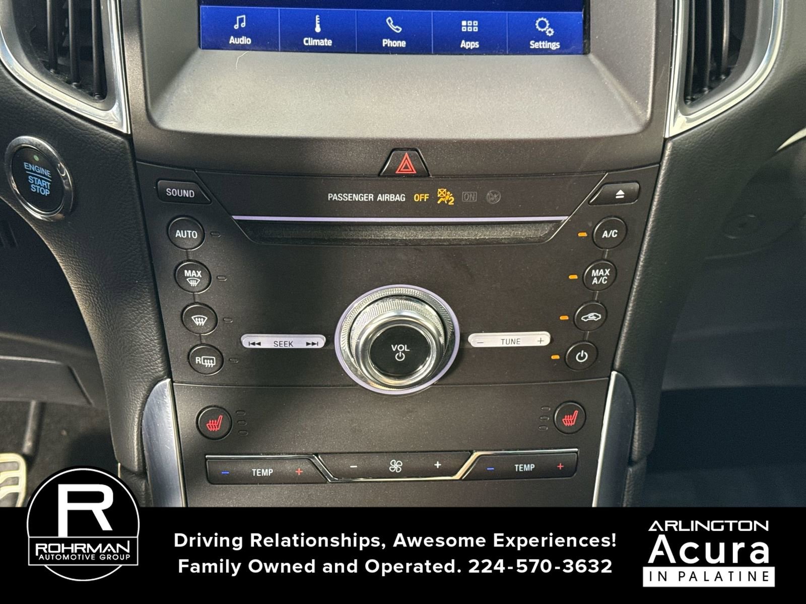 Used 2019 Ford Edge ST image 9