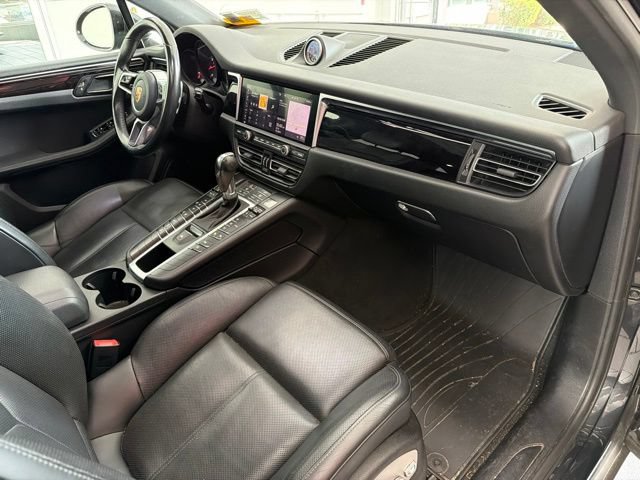 Used 2020 Porsche Macan AWD/4WD image 12