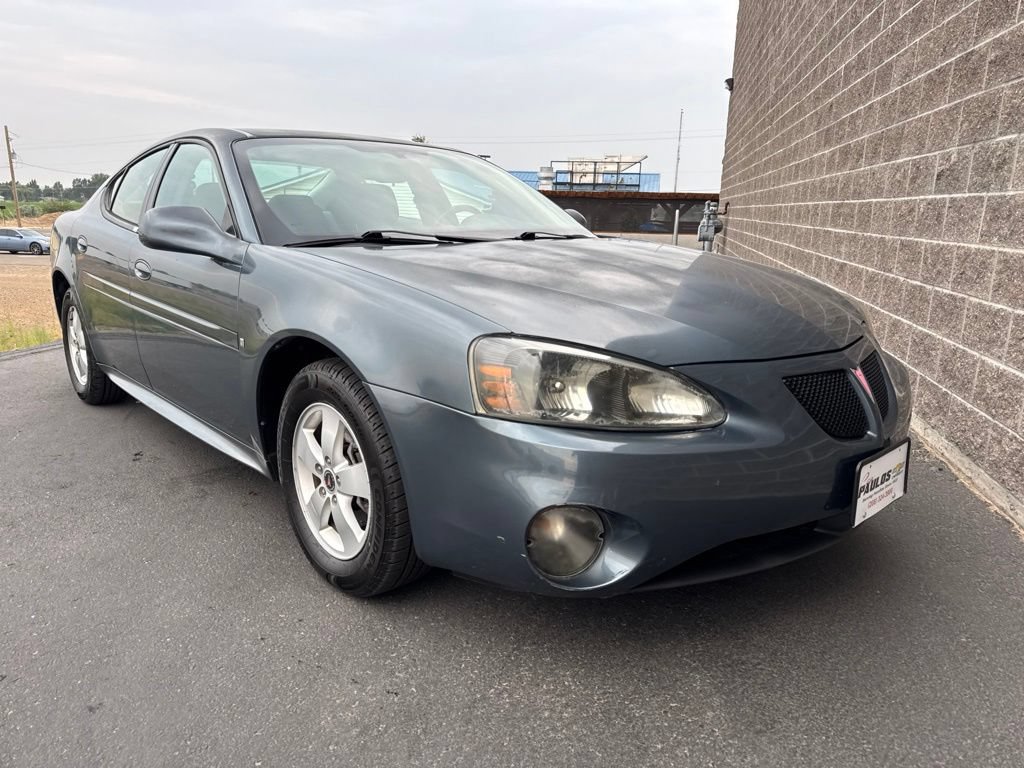 Used 2006 Pontiac Grand Prix w/ Security Package FWD image 3