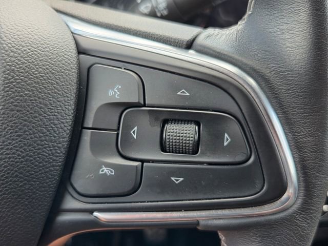 Used 2023 Buick Encore GX Select w/ Sport Touring Package image 20