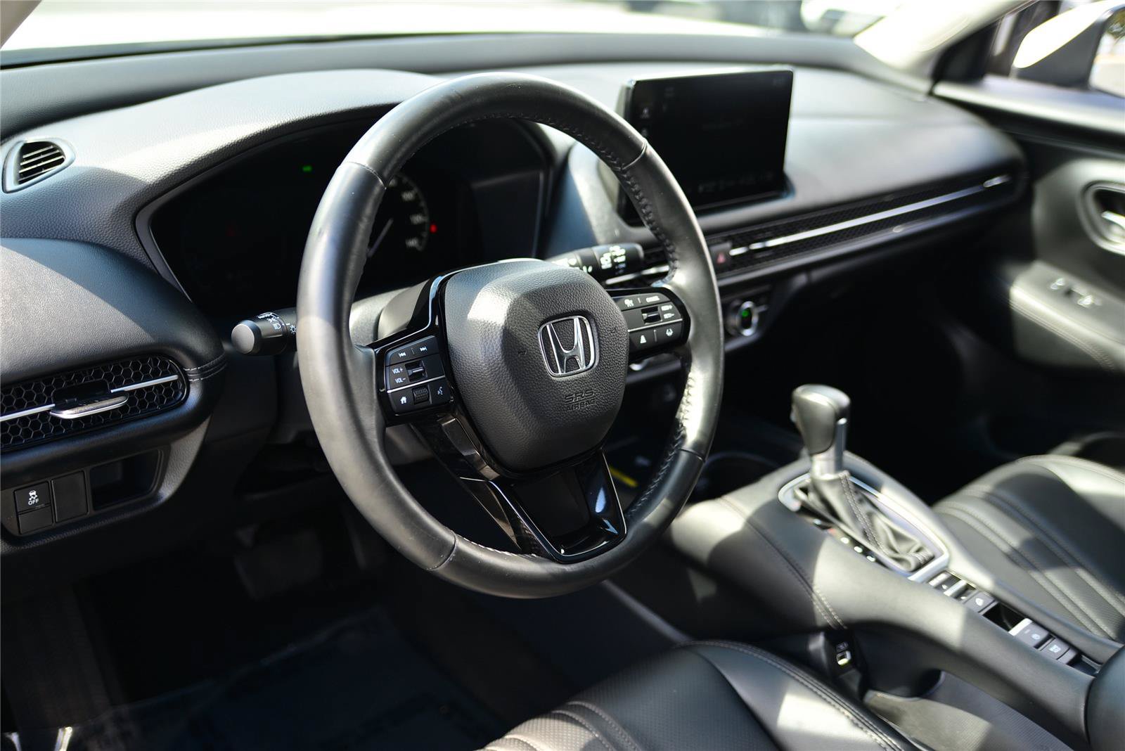 Used 2023 Honda HR-V EX-L image 26