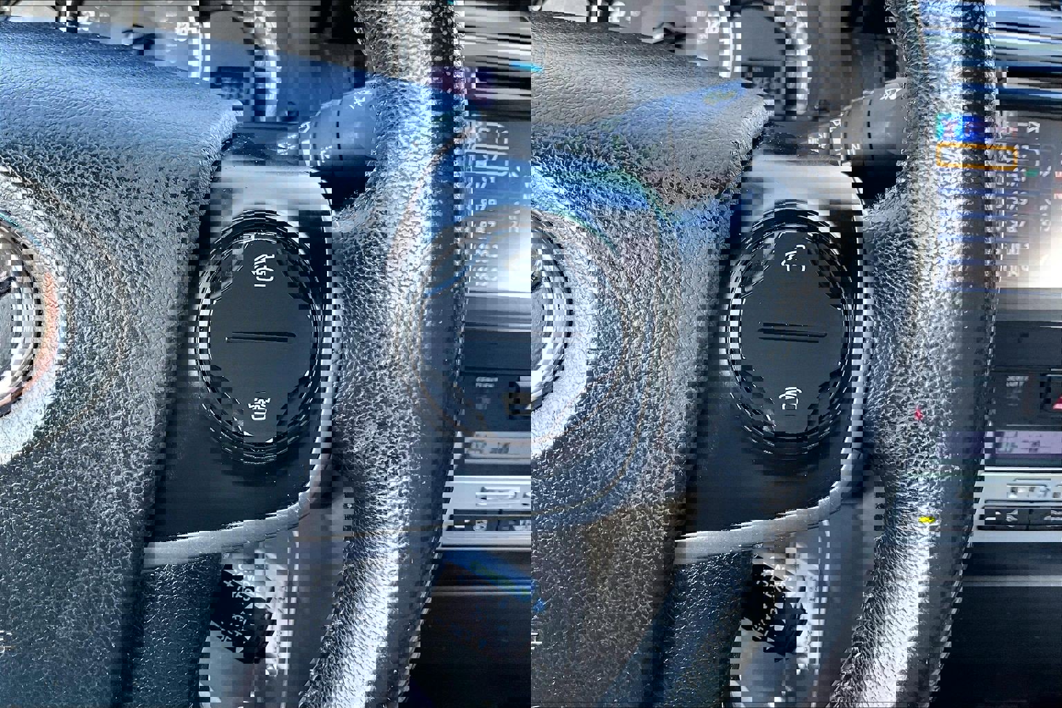 Used 2012 Toyota Camry XLE image 18