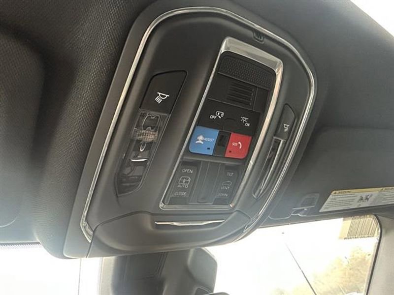 New 2025 Jeep Grand Cherokee L Laredo w/ Trailer Tow Package image 13