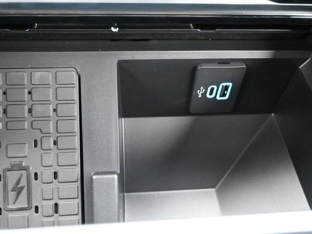 New 2026 Ford F250 Platinum w/ Tremor Off-Road Package image 26