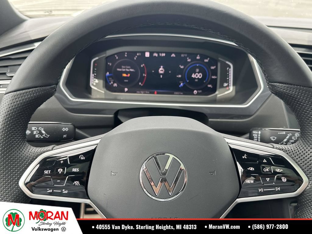 Certified 2024 Volkswagen Tiguan SEL R-Line AWD/4WD image 23